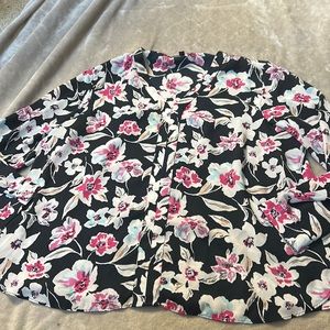 Banana republic floral v neck blouse